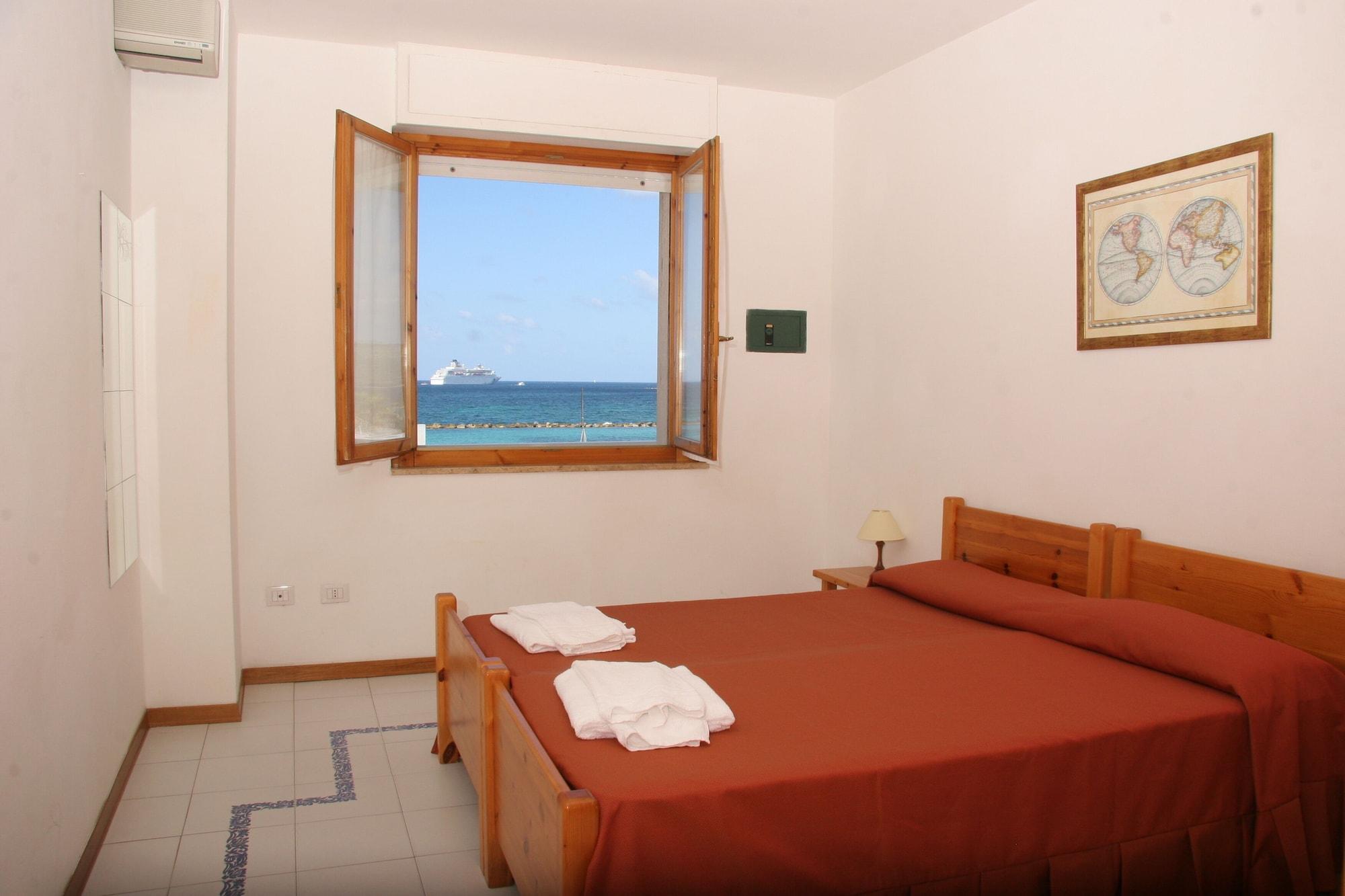 Buganvillea Aparthotel 3*